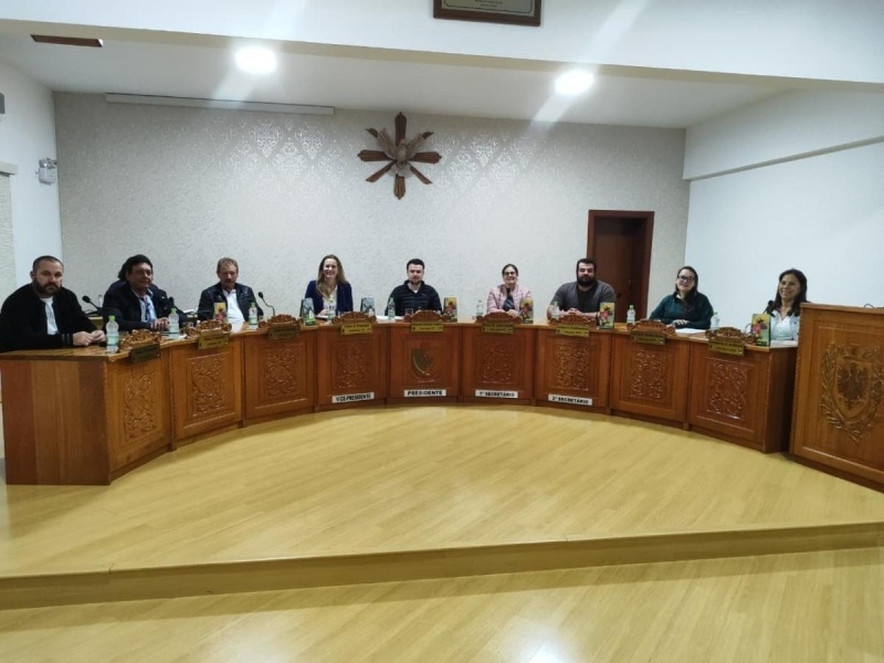 Câmara de Treze Tílias analisa respostas do Executivo e aprova atualização no Código Tributário