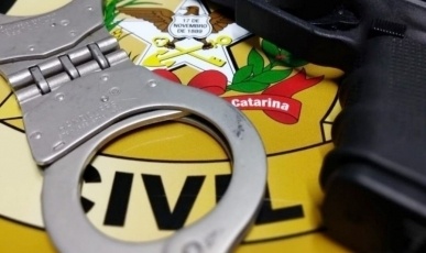 Polícia Civil prende suspeito de homicídio em Caçador