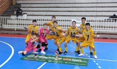 Futsal masculino de Salto Veloso conquista o título da fase Microrregional dos Jogos Escolares de SC