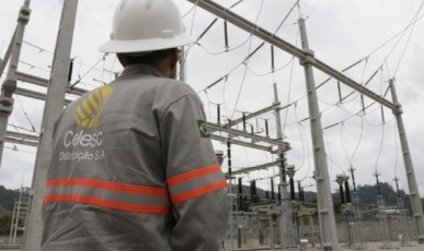 Justiça isenta Celesc e Aneel de responsabilidade por apagão causado por tornado no Meio-Oeste