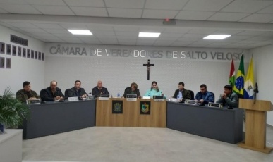 Vereadores destacam fiscalização nas estradas do interior de Salto Veloso