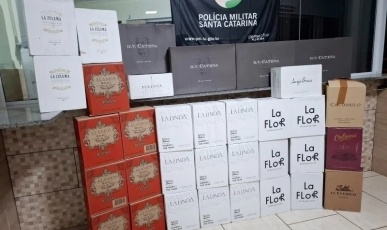 PM Rodoviária apreende 204 garrafas de vinho argentino disfarçadas em caixas de ovos