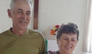 Identificado o casal encontrado morto em residência no Oeste