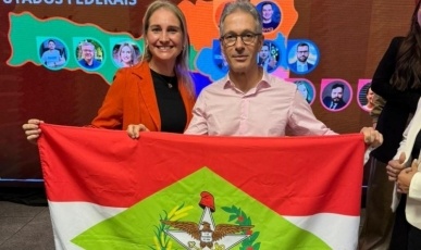 Vereadora joaçabense é anunciada como pré-candidata a deputada federal pelo Partido Novo