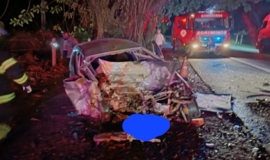 Grave acidente com três veículos deixa um morto e dois feridos em SC