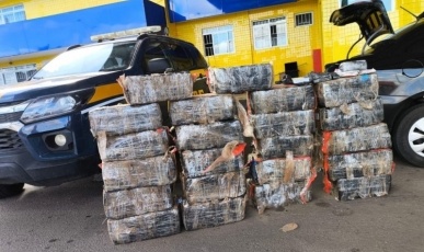 PRF apreende quase 400 kg de maconha e ampolas emagrecedoras na BR-285