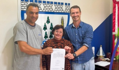 Prefeitura de Macieira assina ordem de serviço para construção de piscina na Academia Municipal de Saúde