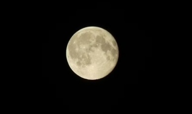 Lua Azul e microlua poderão ser observadas neste fim de semana; entenda
