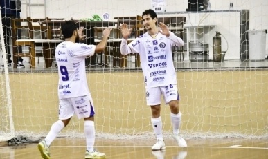 Joaçaba Futsal vence a Xaxiense e sobe na tabela da Série Prata