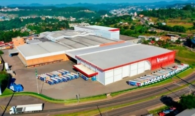 Videplast celebra 40 anos e anuncia vale-alimentação de R$ 1.000