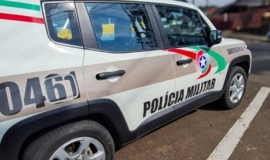 Casal é encaminhado à delegacia após ocorrência de violência doméstica em Joaçaba