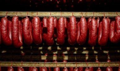 O que é a linguiça Blumenau, embutido defendido pelos catarinenses nos últimos dias nas redes sociais