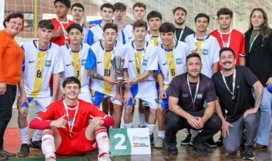 Pela primeira vez na história, Macieira fica com vice-campeonato no futsal masculino da Olesc microrregional e avança à fase regional