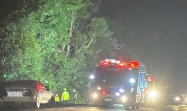 Adolescente morre em acidente entre carro e motocicleta na BR-282 em Campos Novos
