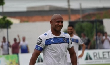 Polícia esclarece homicídio de ex-jogador em SC