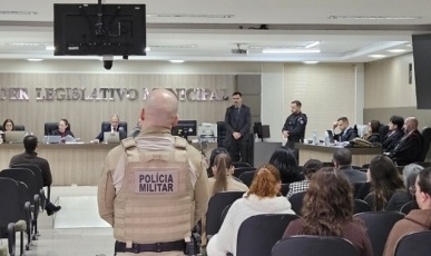 Júri condena dois homens a mais de 60 anos de prisão por assassinato de homem em situação de rua em Curitibanos