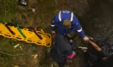 Homem é resgatado após cair de ponte de quatro metros em Erval Velho