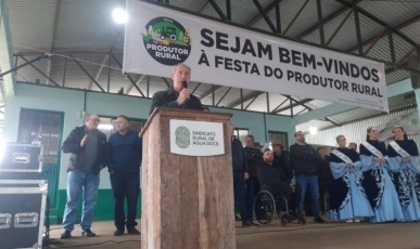 Festa do Produtor Rural de Água Doce reúne 1.200 pessoas