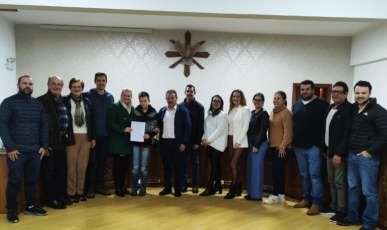 Câmara aprova financiamento para o Estrada Boa Rural, reajuste para professoras de creche e homenageia estudante medalhista da OBMEP