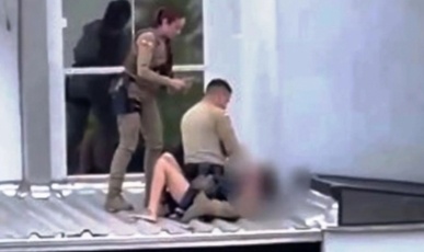 Policiais ficam feridos após telhado desabar durante ocorrência em SC